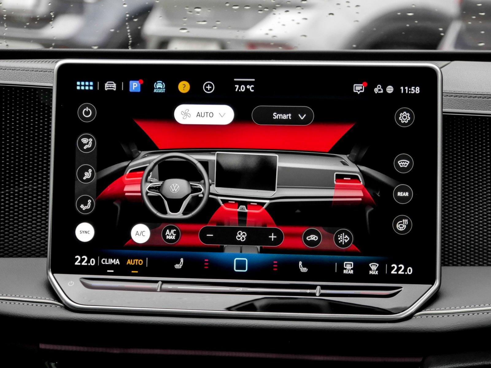 Volkswagen Passat 1.5 eTSI Business DSG Variant