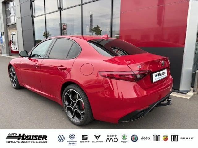 Alfa Romeo Giulia AT8 Q4 Turbo Veloce