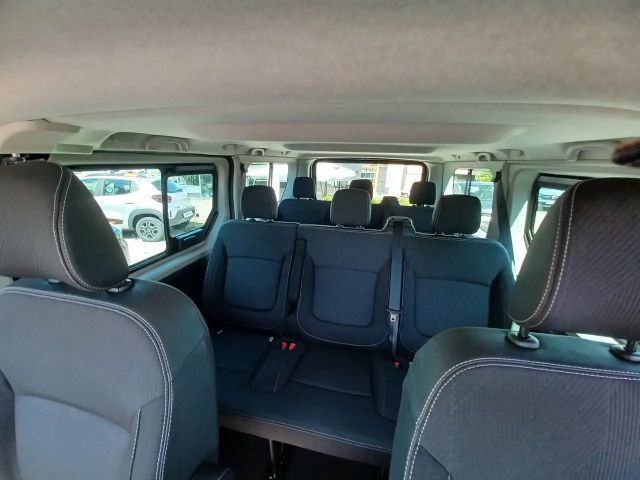 Renault Trafic Combi Grand L2H1 Life