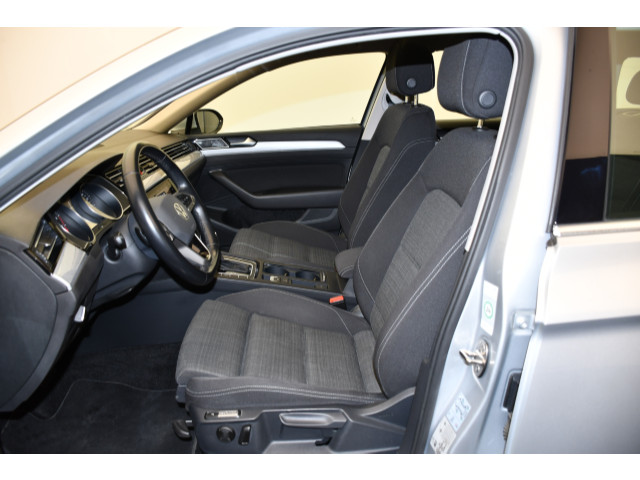 Volkswagen Passat 1.5 TSI Business DSG Variant