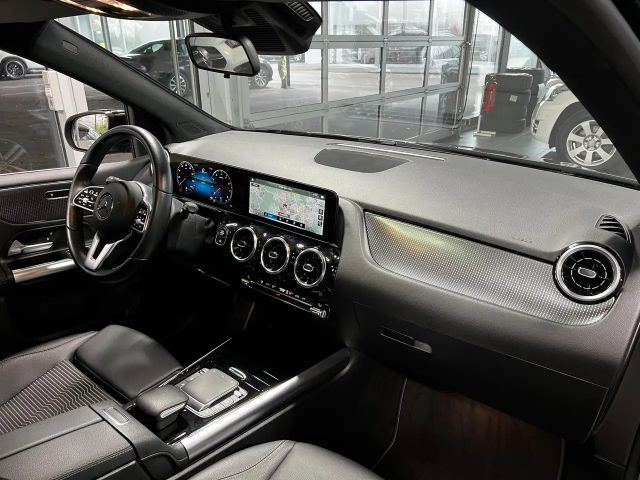 Mercedes-Benz B 180 Progressive