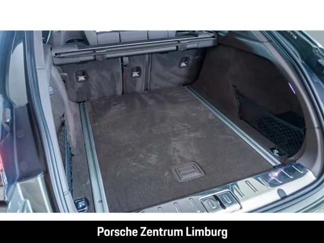 Porsche Panamera GTS Sport Turismo