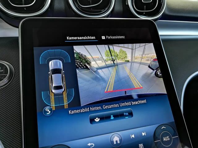 Mercedes-Benz C 180 AVANTGARDE Sedan