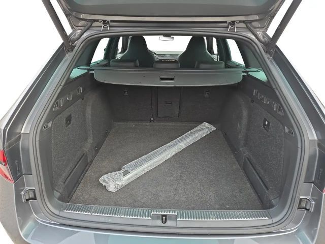 Skoda Superb 2.0 TDI Combi Sportline