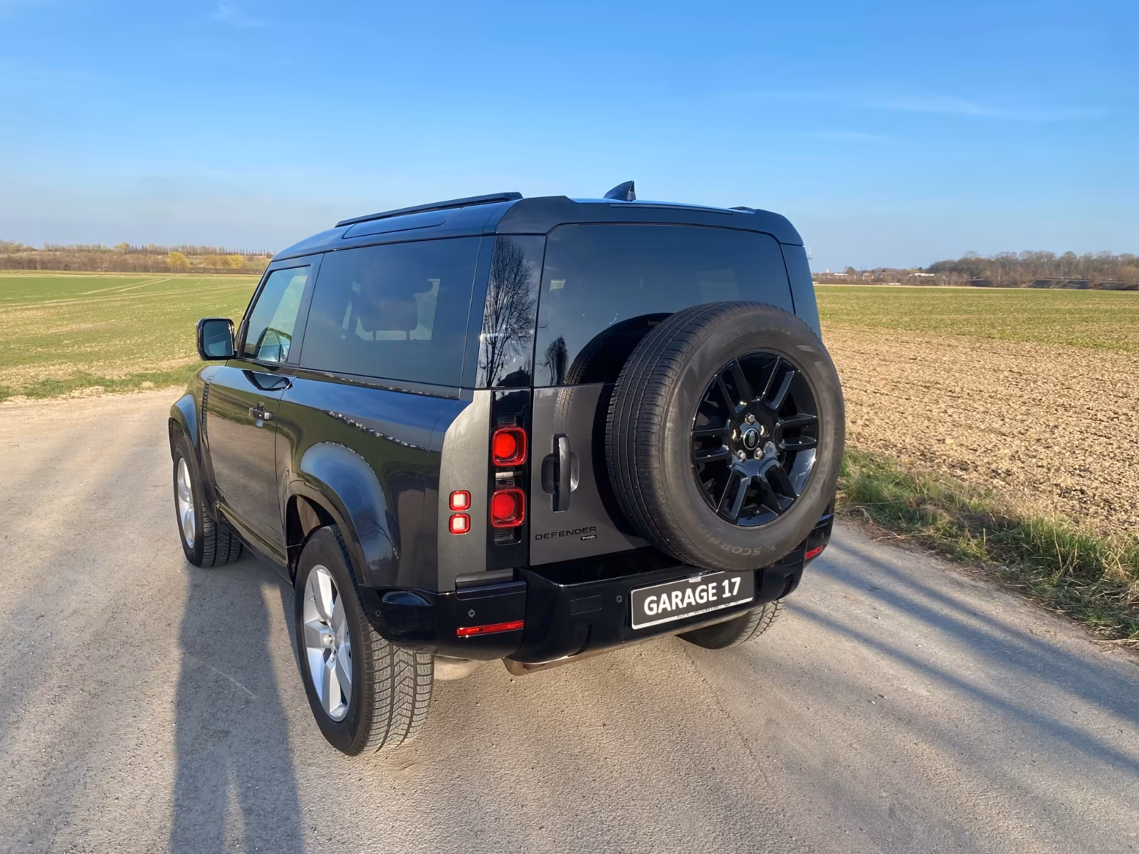 Land Rover Defender 90 Dynamic P400 S