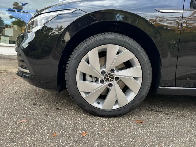 Volkswagen Golf 2.0 TDI DSG Style Variant