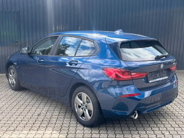 BMW 116 116i 5-deurs Sedan