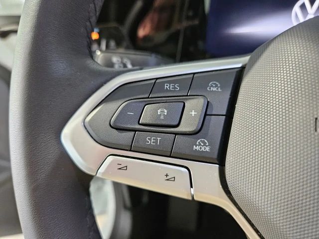 Volkswagen Golf 1.5 eTSI DSG Life