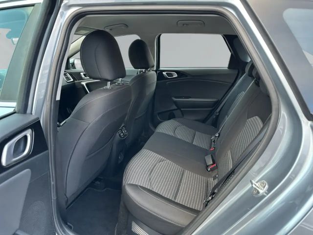 Kia Ceed Hybrid PHEV SportWagon Vision