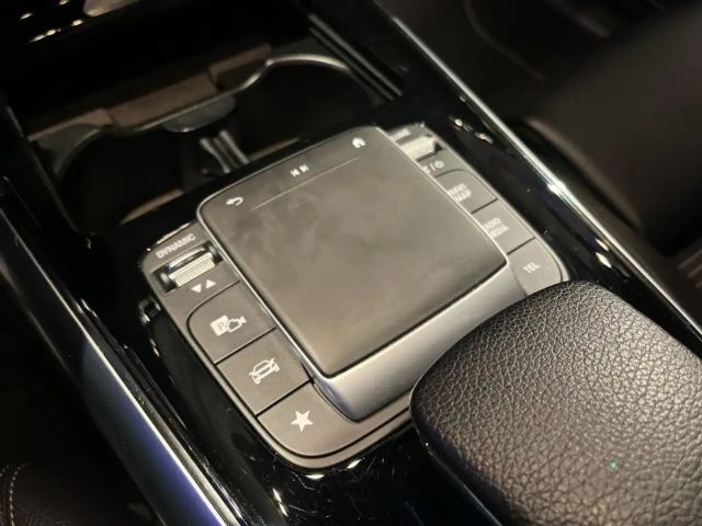 Mercedes-Benz GLA 200 Progressive