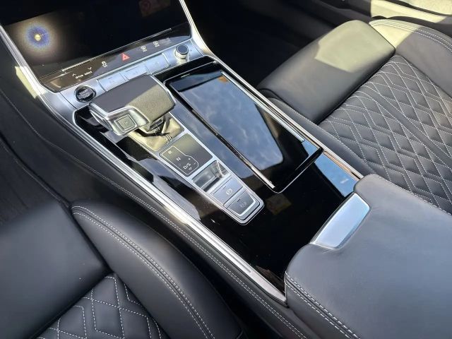 Audi A6 40 TDI Avant Quattro S-Line