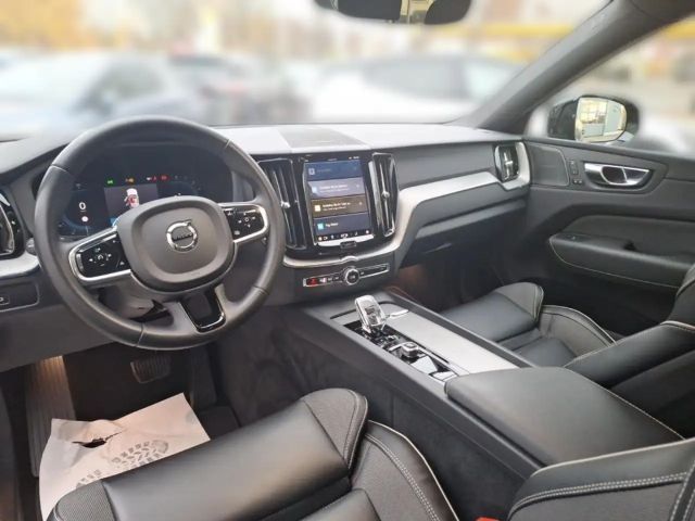 Volvo XC60 Dark Plus