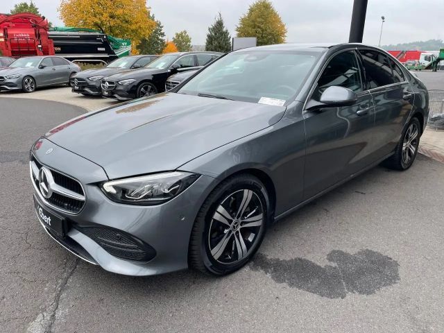 Mercedes-Benz C 180 AVANTGARDE Sedan