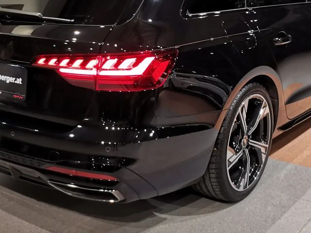 Audi A4 35 TDI Competition S-Line