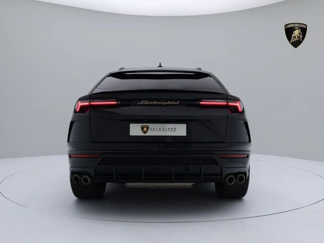 Lamborghini Urus MY22 I AKRAPOVIC I B&O I PANO