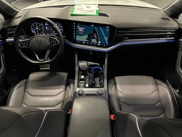 Volkswagen Touareg R-Line Style