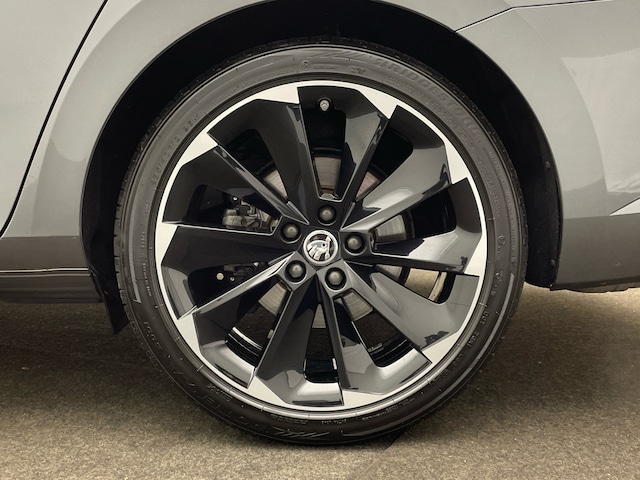 Skoda Superb 2.0 TDI Combi Sportline