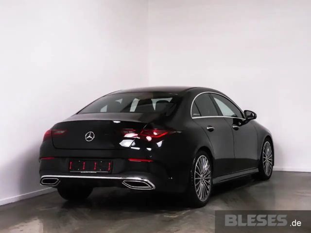 Mercedes-Benz CLA 200 AMG Line Coupé Premium