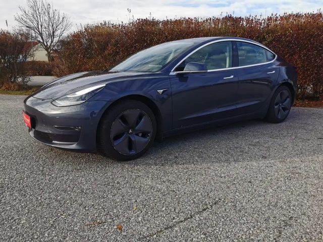 Tesla Model 3 RWD Standard Range