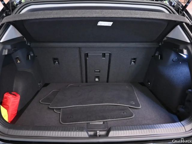 Volkswagen Golf 1.5 TSI Golf VIII Life