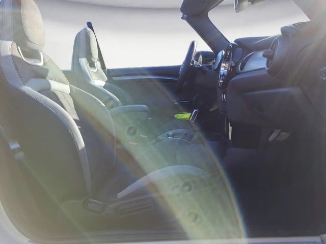 MINI John Cooper Works Cabrio JCW Cabrio John Cooper Works Trim Navi harman/ka