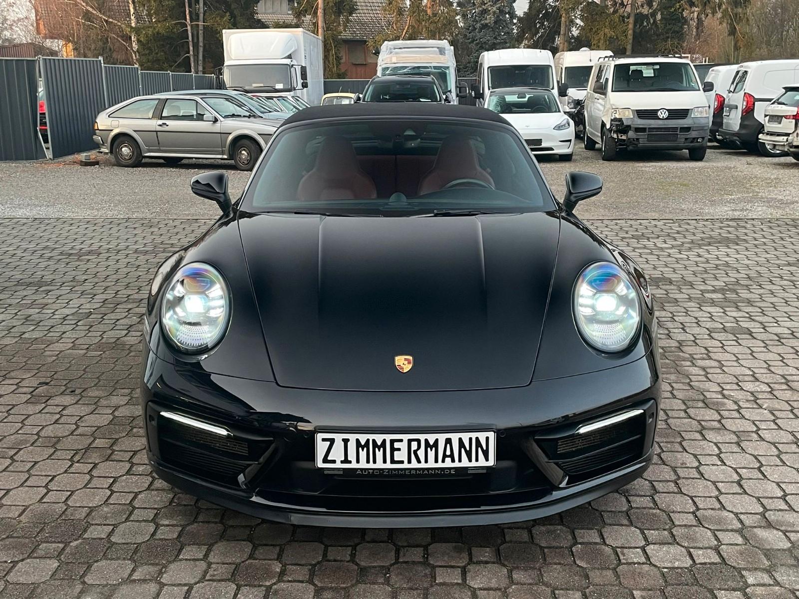 Porsche 911 4 992 Cabriolet GTS Targa