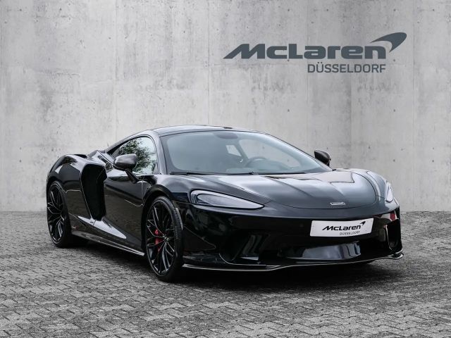 McLaren GT Onyx Black, Black Pack. Sports Exhaust