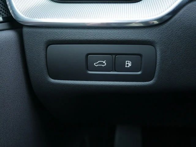 Volvo XC60 AWD Plus Recharge T8