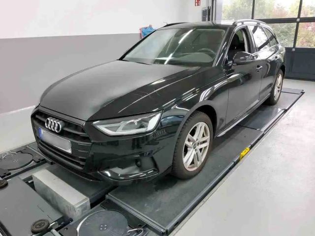 Audi A4 40 TDI Avant S-Tronic