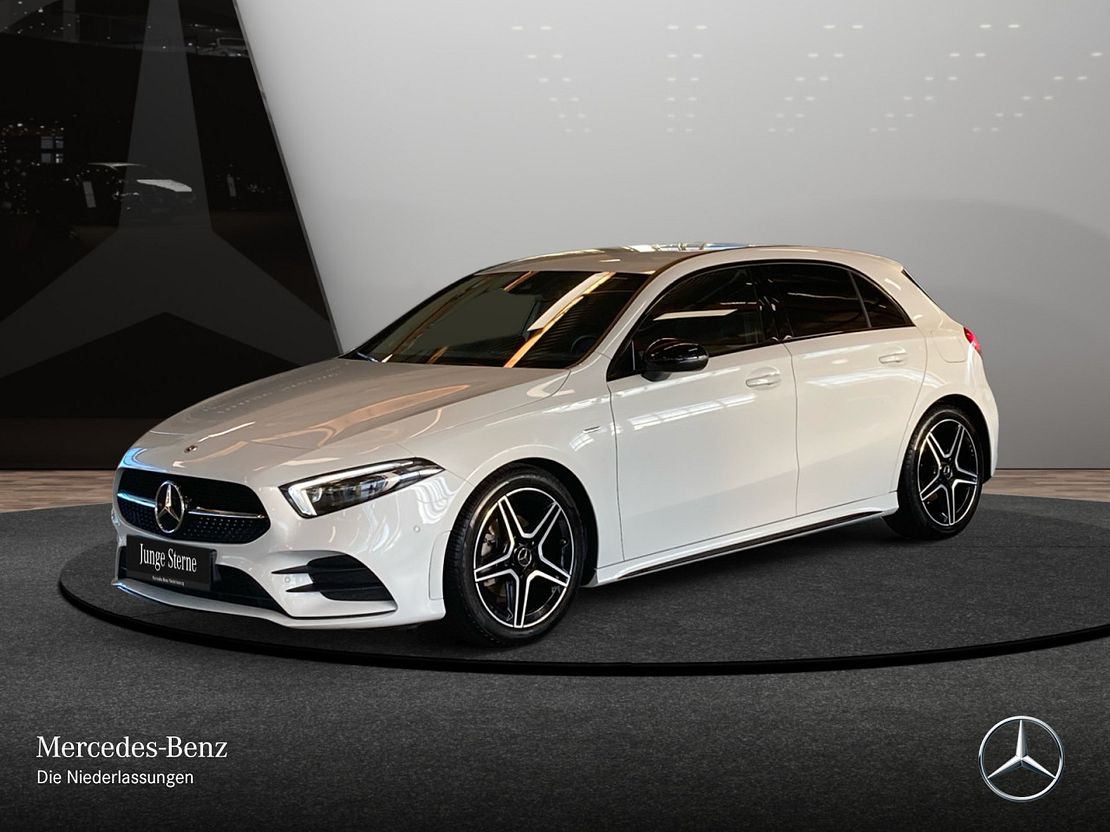 Mercedes-Benz A 180 AMG Line