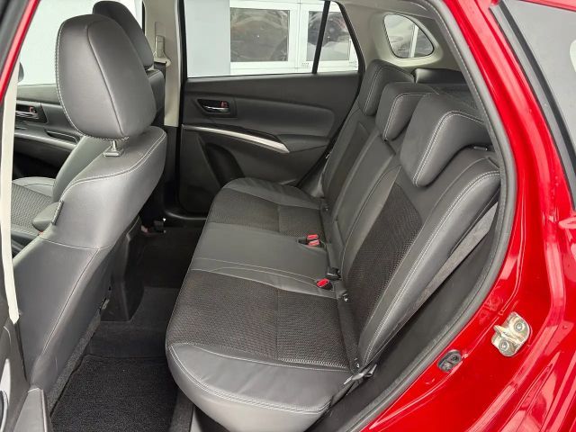 Suzuki S-Cross S-Cross