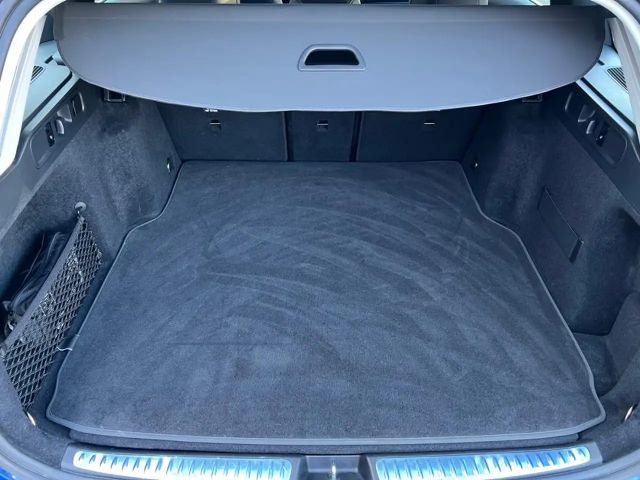 Mercedes-Benz C 200 AVANTGARDE C 200 d Estate
