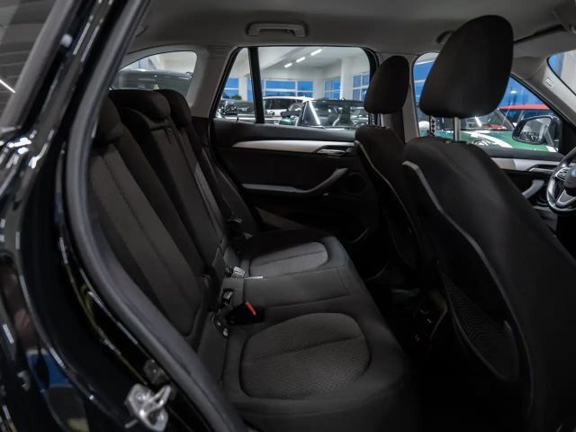 BMW X1 Advantage pakket xDrive