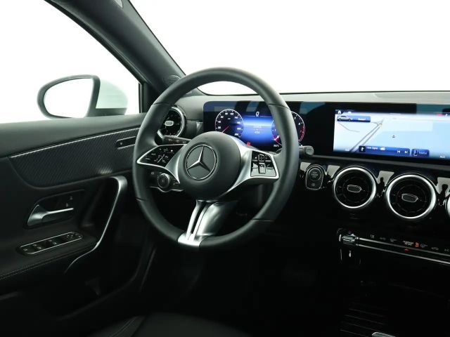 Mercedes-Benz A 180 Progressive