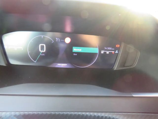 Peugeot 208 Allure Pack