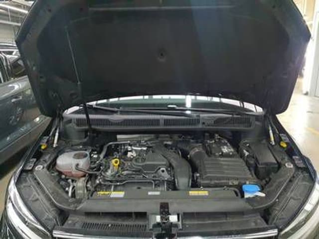 Volkswagen Touran 1.5 TSI DSG R-Line