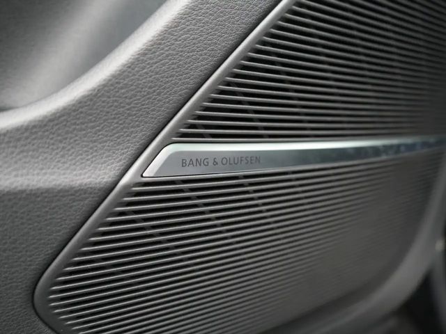 Audi RS Q8 305KMH STANDHZ KERAMIK LUFT CARBON RAUT