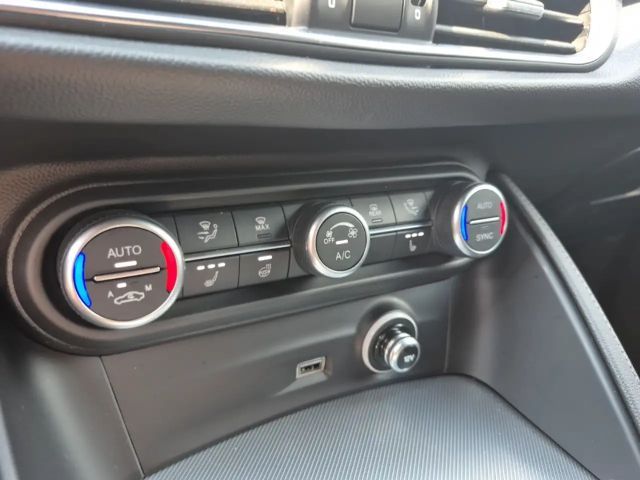 Alfa Romeo Stelvio Q4