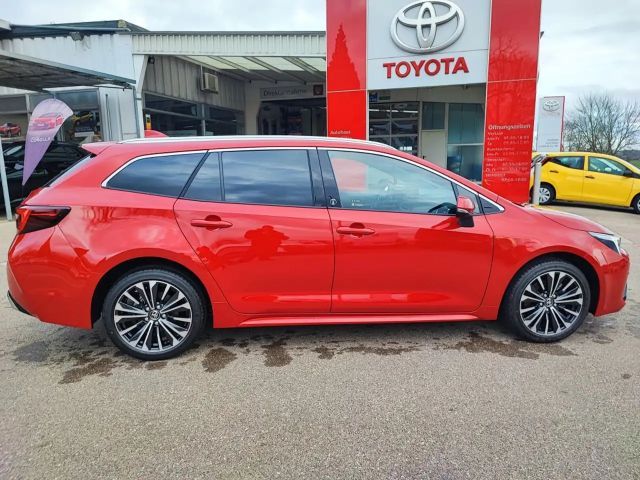 Toyota Corolla Hybride Team D Touring