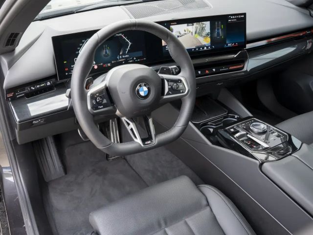 BMW 520 520d M-Sport Touring xDrive