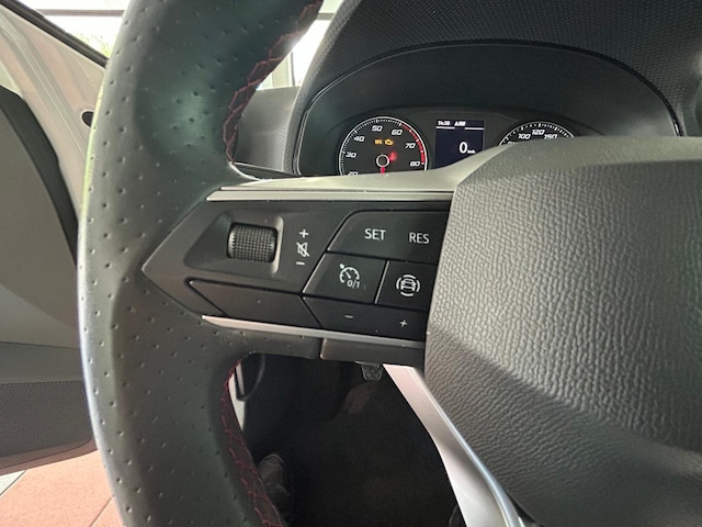 Seat Ibiza IBIZA 1.0 TSIFR   5T81  DG86G