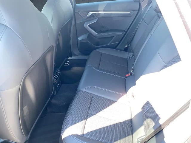 Audi A3 35 TFSI S-Line Sedan Sportback