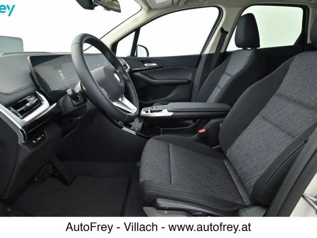 BMW 218 218d Active Tourer Sedan