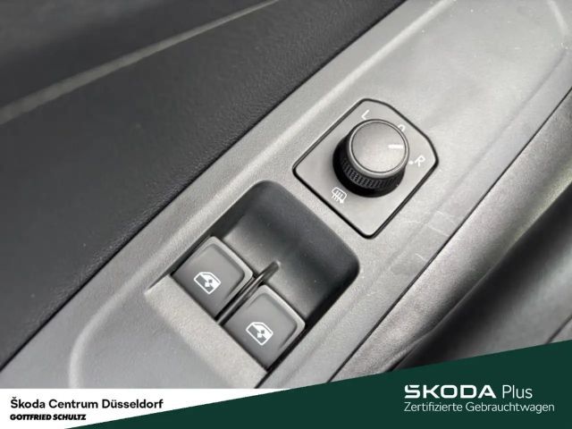 Skoda Fabia ESSENCE 1 0 MPI 59 KW 5-GANG-SCHALTGETRIEBE Sitzhe