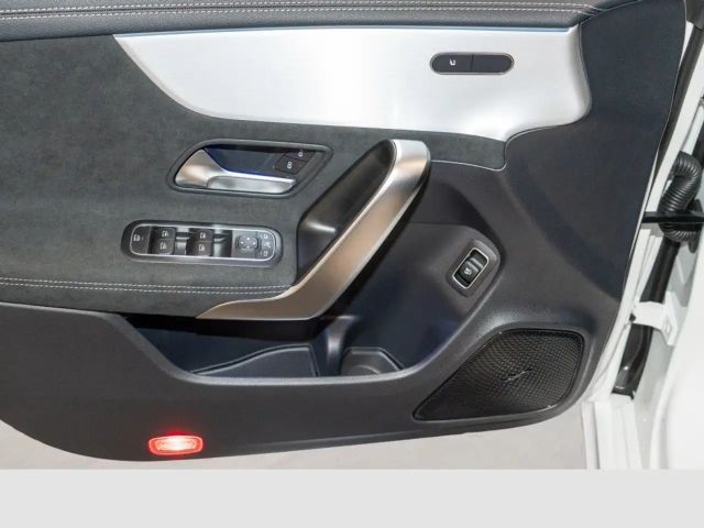 Mercedes-Benz CLA 180 CLA 180 d Shooting Brake