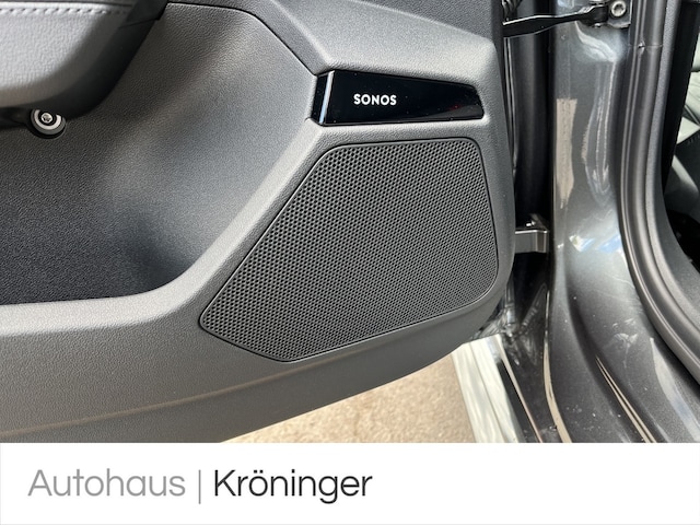 Audi RS3 Quattro S-Tronic Sedan