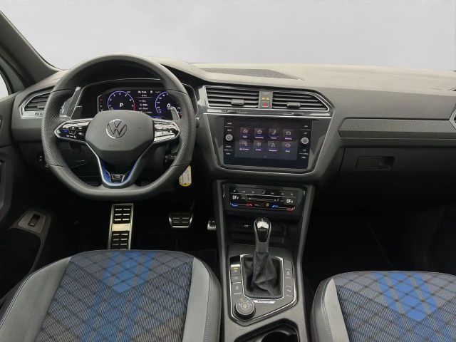 Volkswagen Tiguan 4M R PANO LM21 HARMAN KAMERA