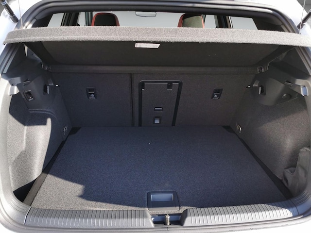 Volkswagen Golf 2.0 TSI IQ.Drive