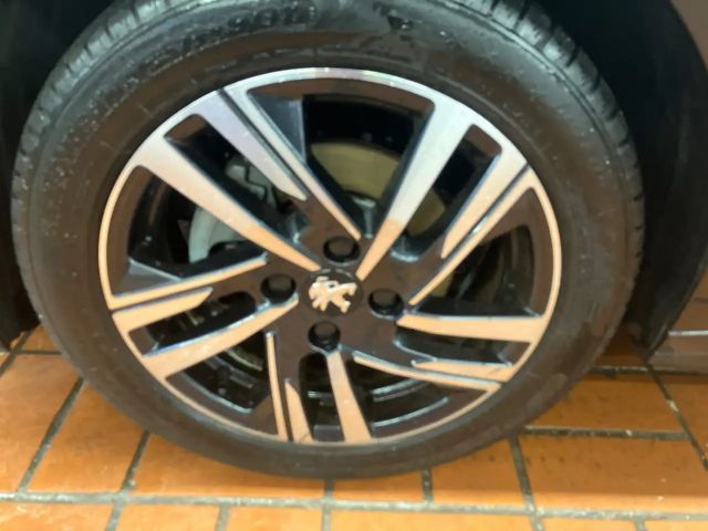 Peugeot 208 Active Pack PureTech