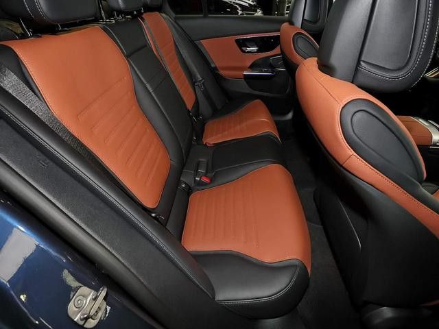 Mercedes-Benz C 300 AMG Line Sedan